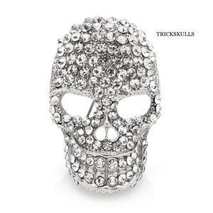 Silver Iced Smiling Skull Pendant Brooch Pin Modern Punk Gothic New & Sealed!